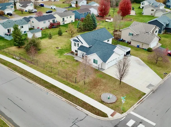 605 Gumtree St NE, Saint Joseph, MN 56374