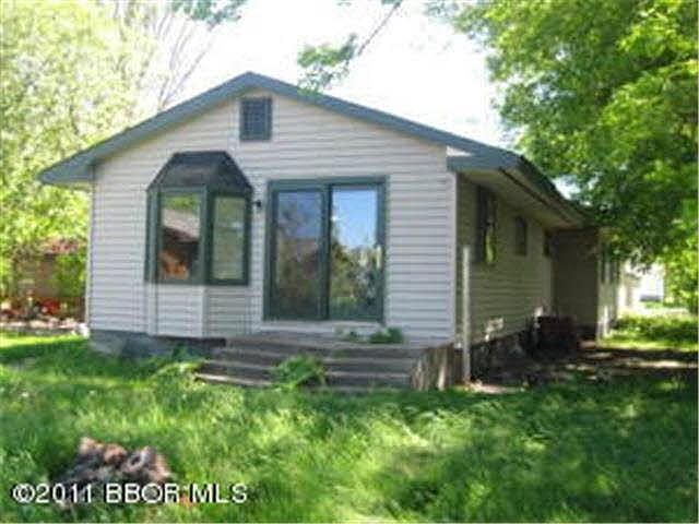1st image of 605 River View Drive