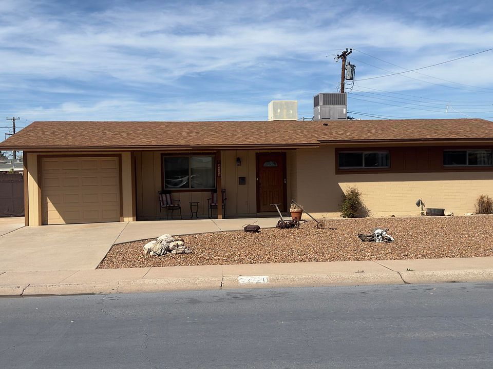 1st image of 3420 W CLAREMONT Street W