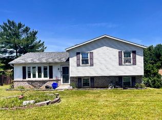 46 Allen Dr, Hanover, PA 17331