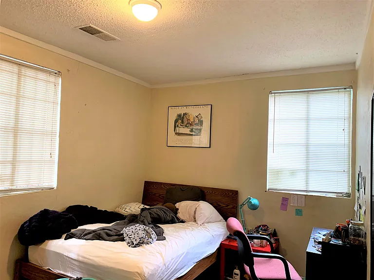 1036 State St NW #B — Photo 8