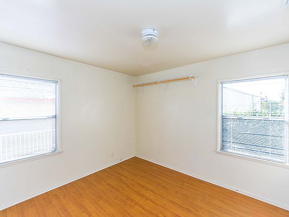 4th image of 13919 McNab Ave