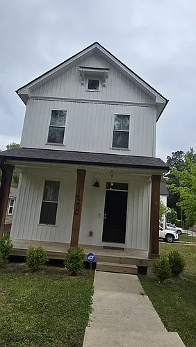 1420C Maplewood Dr Photo 1