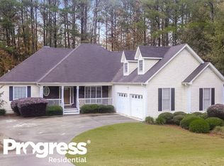 565 Tynsdale Dr, Douglasville, GA 30134