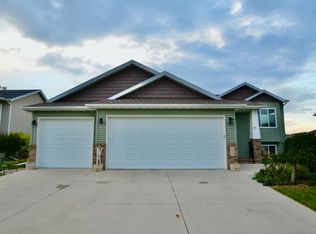 2002 35th Street Cir S, Moorhead, MN 56560