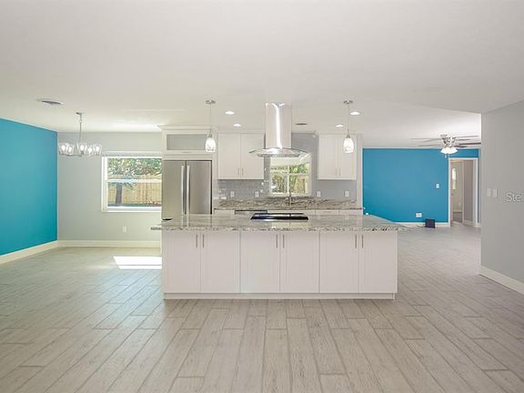 4th image of 7170 Citrus Ave