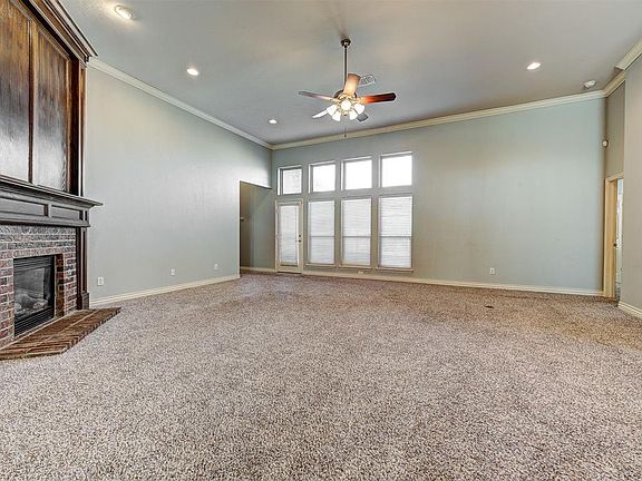 5th image of 2325 NW 180th St
