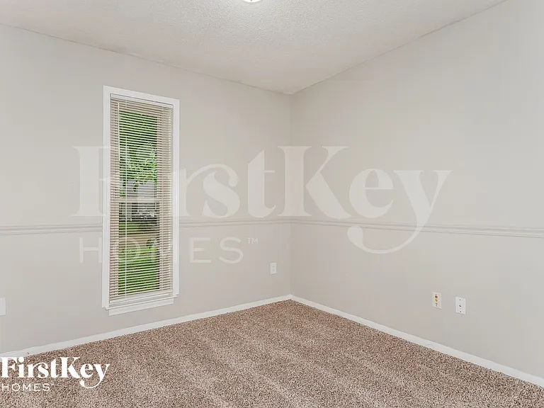 3037 Leeridge Dr — Photo 15