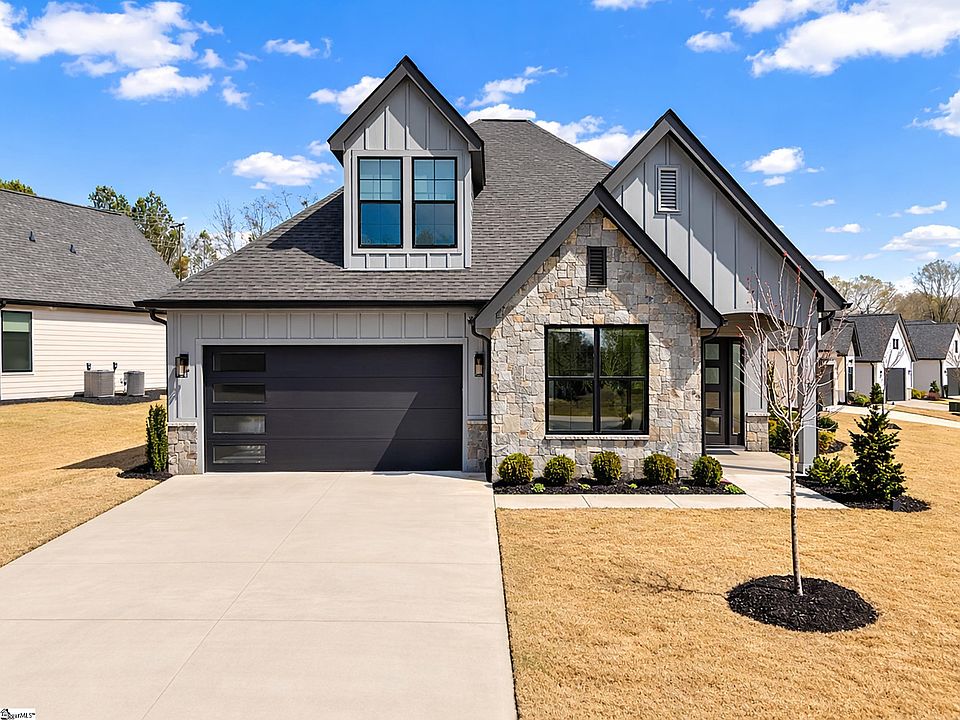 1st image of 5 Waterville Way