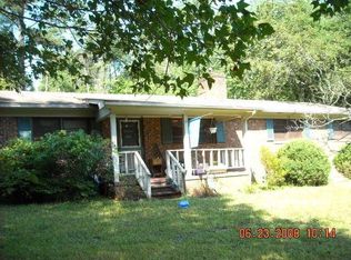 1303 E Gilbreath St, Graham, NC 27253