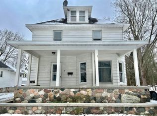 70 Westwood St, Hillsdale, MI 49242