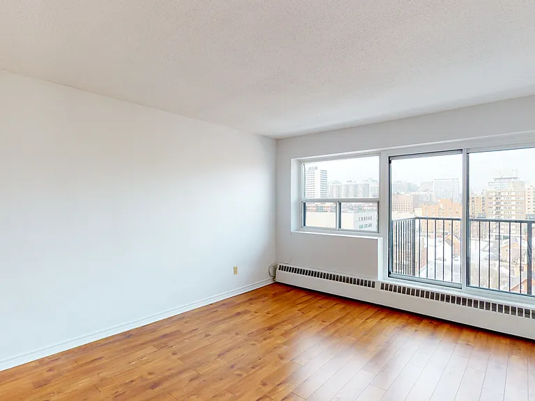 360 Frank St — Photo 24