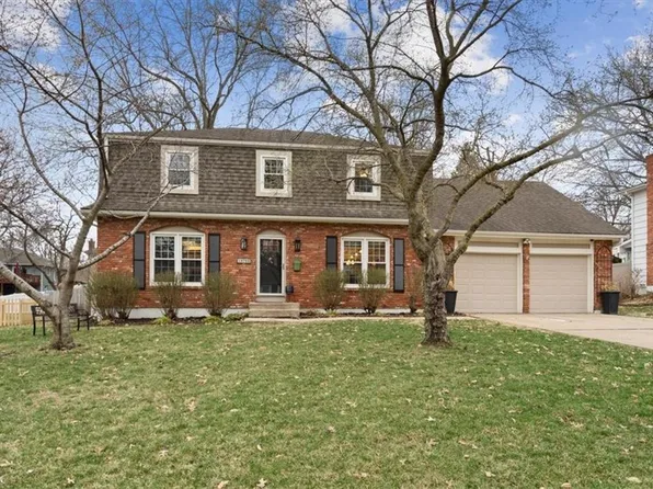 10703 W 101st Ter, Overland Park, KS 66214