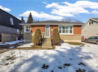 146 W 25th St, Hamilton, ON L9C 4X5