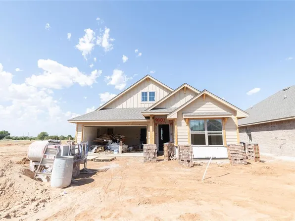 9221 NW 119th St, Yukon, OK 73099