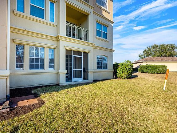 3rd image of 102 Terrace Ridge Cir #102