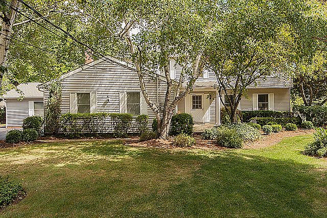 STUNNING COLONIAL