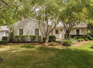 28299 N Woodland Rd, Pepper Pike, OH 44124