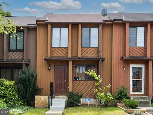 11 Gloucester Ct, Reisterstown, MD 21136