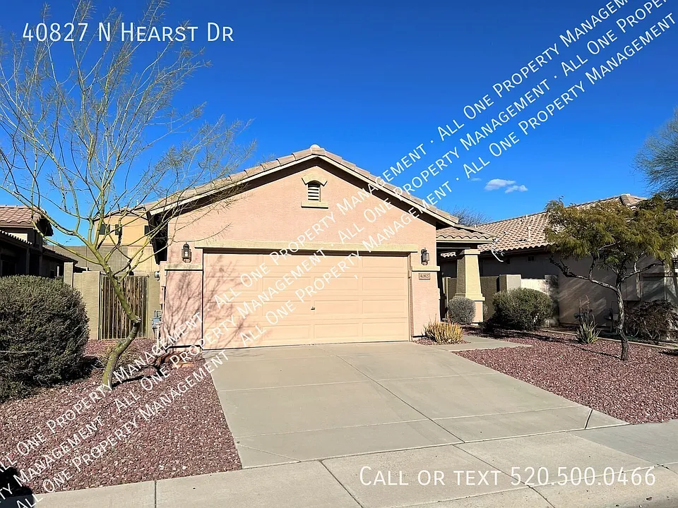 40827 N Hearst Dr