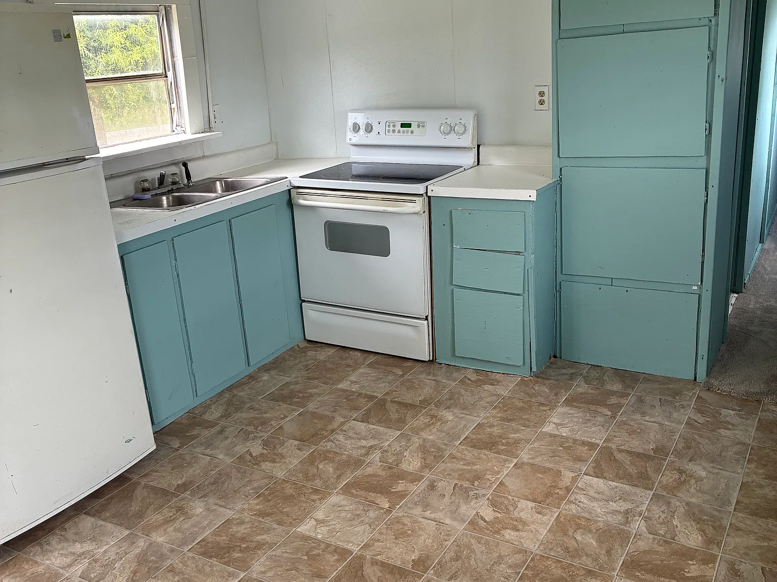 1578 Patterson Rd — Photo 4