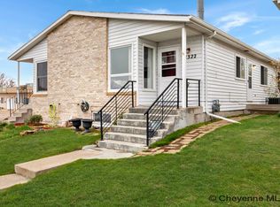 1322 Cleveland Ave, Cheyenne, WY 82001