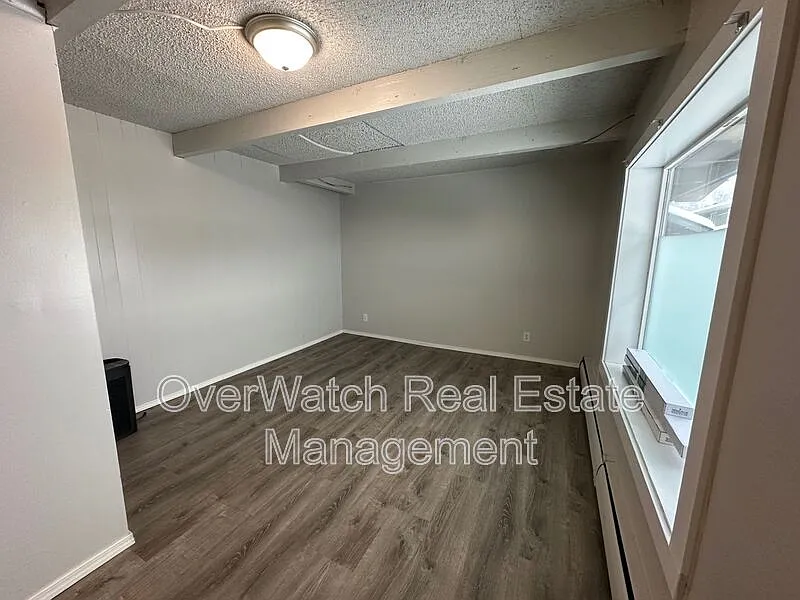 2 bed, 1.0 bath, 730 sqft, $1,400 — Photo 4