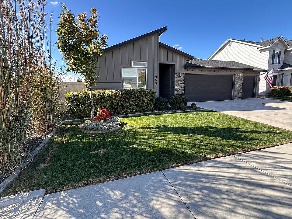 1st image of 3059 N Moonshadow Ave