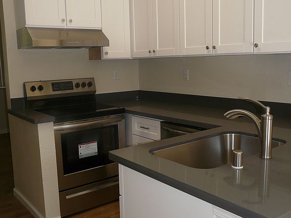 2nd image of 15 S 24th St