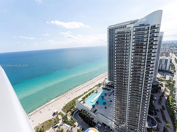 3rd image of 4111 S Ocean Dr #3511