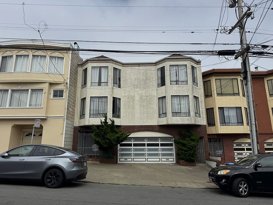 1st image of 722 35th Ave #102