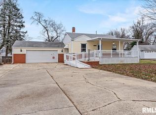 3318 S Palmer St, Springfield, IL 62703