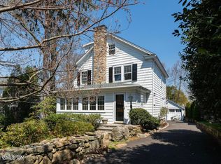 64 Benjamin St, Old Greenwich, CT 06870