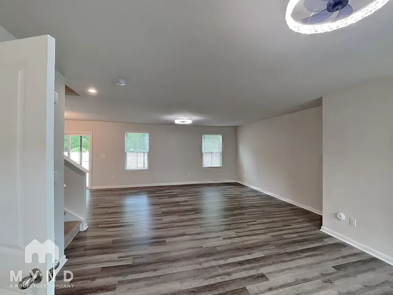7013 Ludell Ln — Photo 5