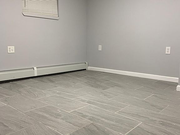 3rd image of 649 Coster St #G