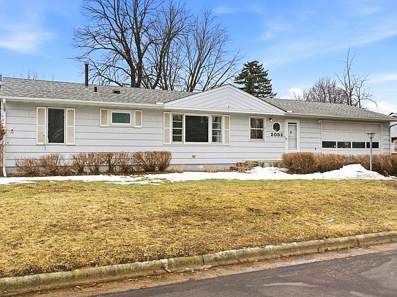 3rd image of 2082 Diffley Rd