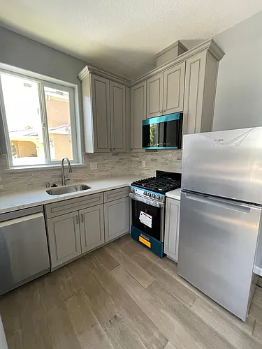 707 N San Marcos Dr Photo 1