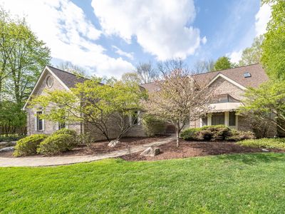 34554 Quaker Valley Rd, Farmington Hills, MI, 48331