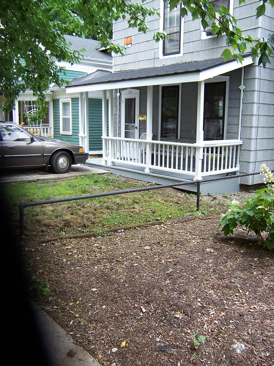 Building Photo - 211 N Ashley St