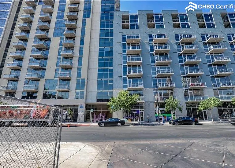 353 E Bonneville Ave #915 — Photo 6