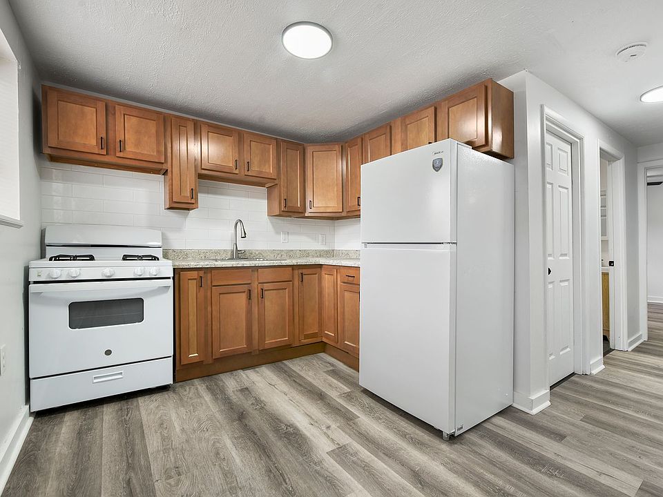 1st image of 420 Broadway Ave APT 5