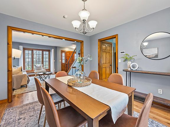 4th image of 5047 Donegal Cliffs Dr