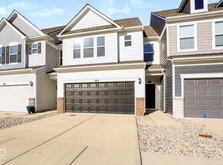 14190 Bay Willow Dr, Fishers, IN 46037