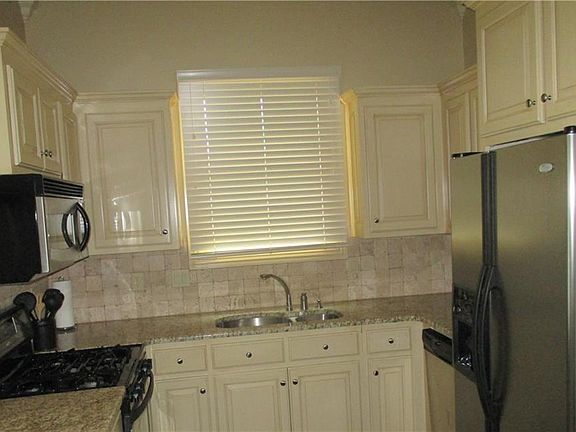4th image of 2621 S Everest Ave