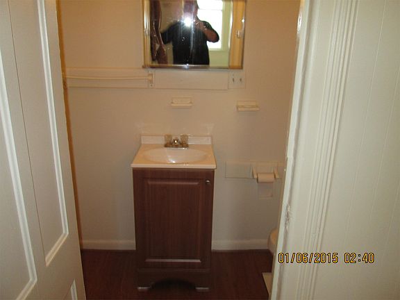 3rd image of 133 Fayette St #1