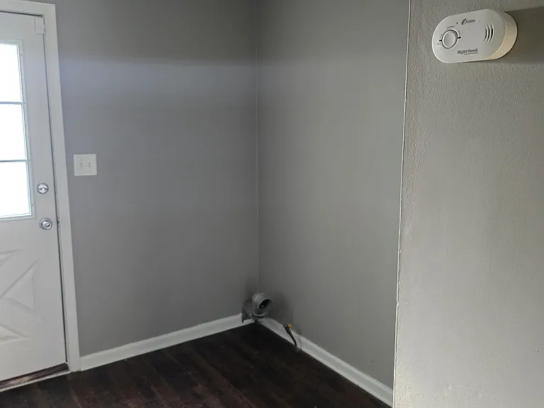 8509 Paige Ave — Photo 9