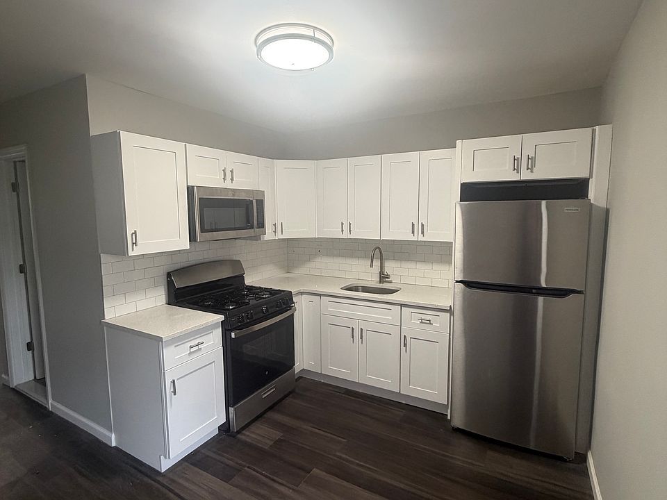 1st image of 73 York Ave Floor 2