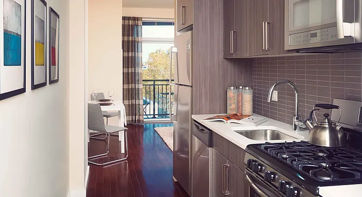 Rented by Batra Group Inc | media 16