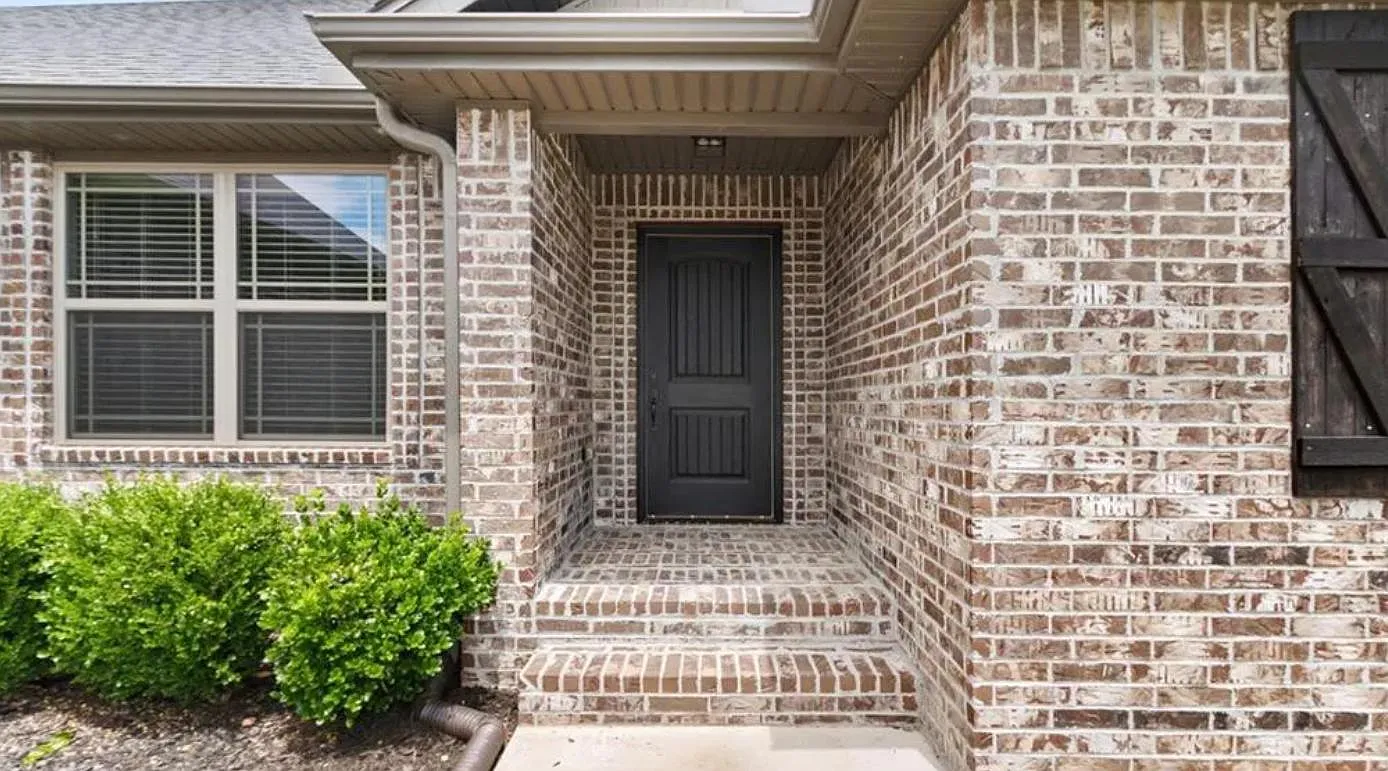 4 bed, 1702 sqft, $1,845 — Photo 4