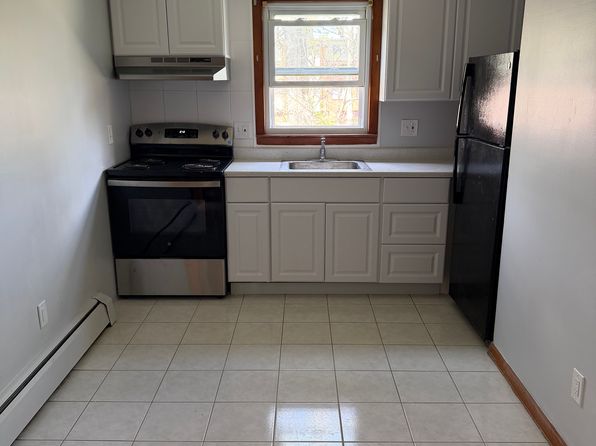 77 Gould Dr #2